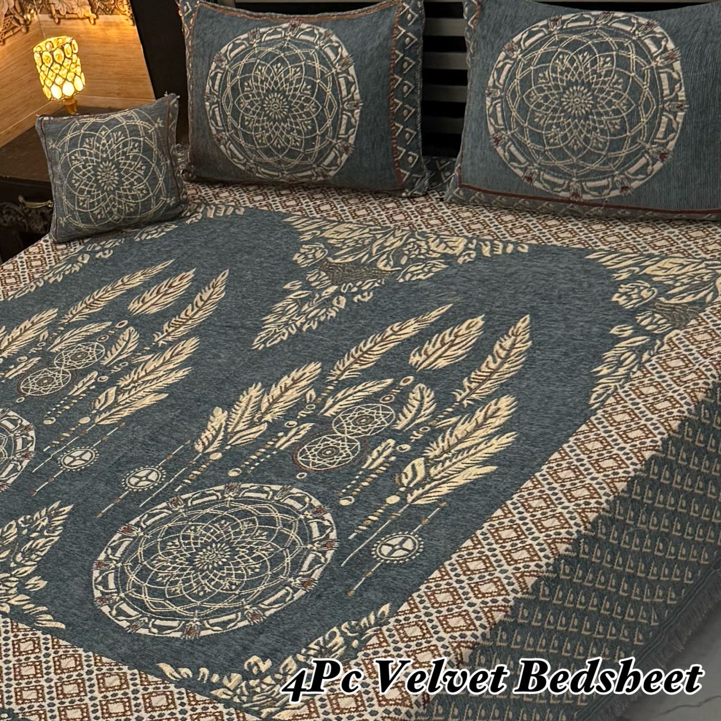4Pc Velvet Jaquard Bedsheet