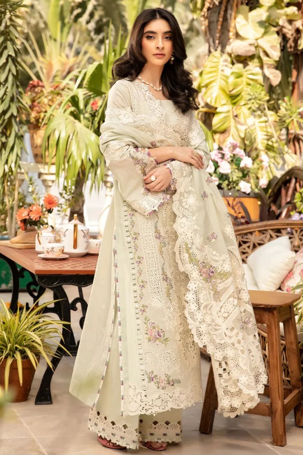 Luxury Chicken Kari Embroidered Lawn Suit with Organza Dupatta